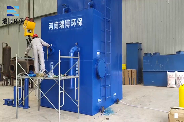 ����������ˮһ�w����ˮ�O(sh��)��Ĺ���ԭ��,����|(zh��)�^�V��,����ˮ�w�S���^�V��,�^�V���r��